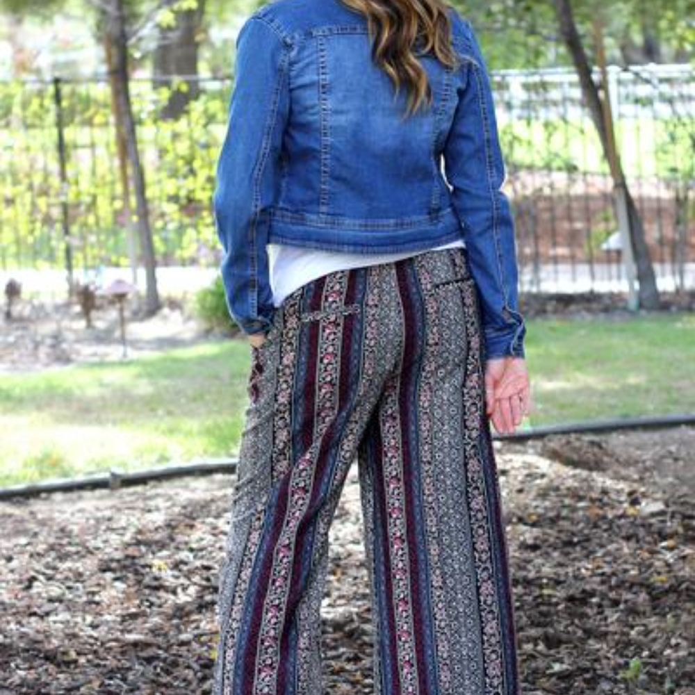 *ONE LEFT** Loose Fitting Boho Inspired Pants - Picture 3 of 4
